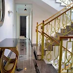 Luxury Four Fourlex