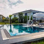 Villa Luxury Four Fourlex Termal