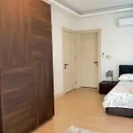 Luxury Four Fourlex *