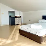 Luxury Four Fourlex