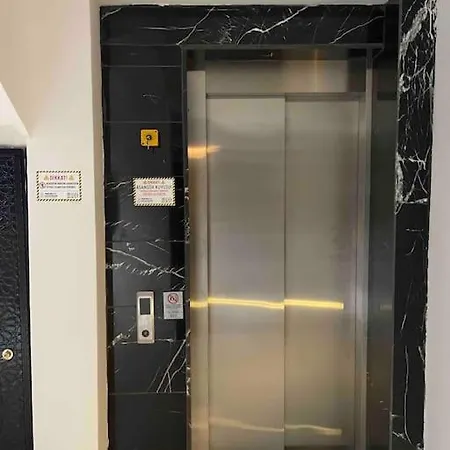 Luxury Four Fourlex *