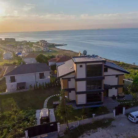 Vila Luxury Four Fourlex