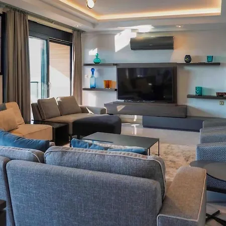 Luxury Four Fourlex Vila