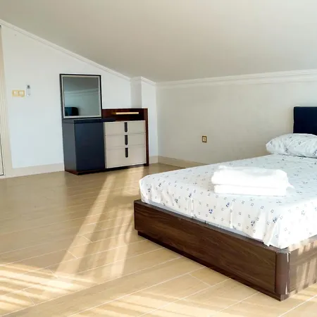 Luxury Four Fourlex