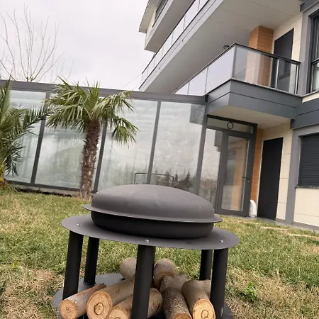 Luxury Four Fourlex Villa *