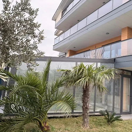 Vila Luxury Four Fourlex