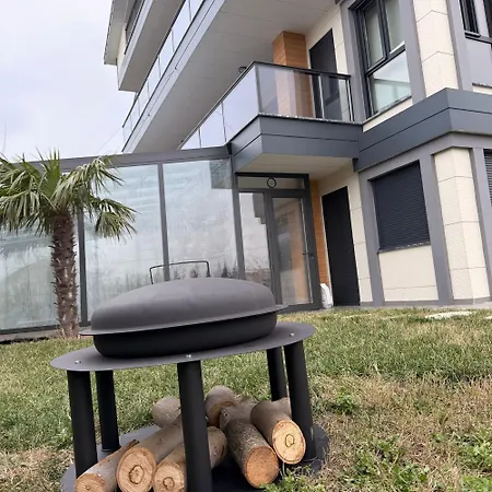 Vila Luxury Four Fourlex *
